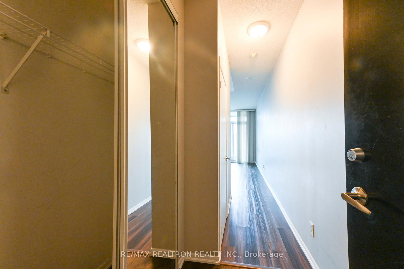 231 Fort York Boulevard, Unit 2505 - Photo 5