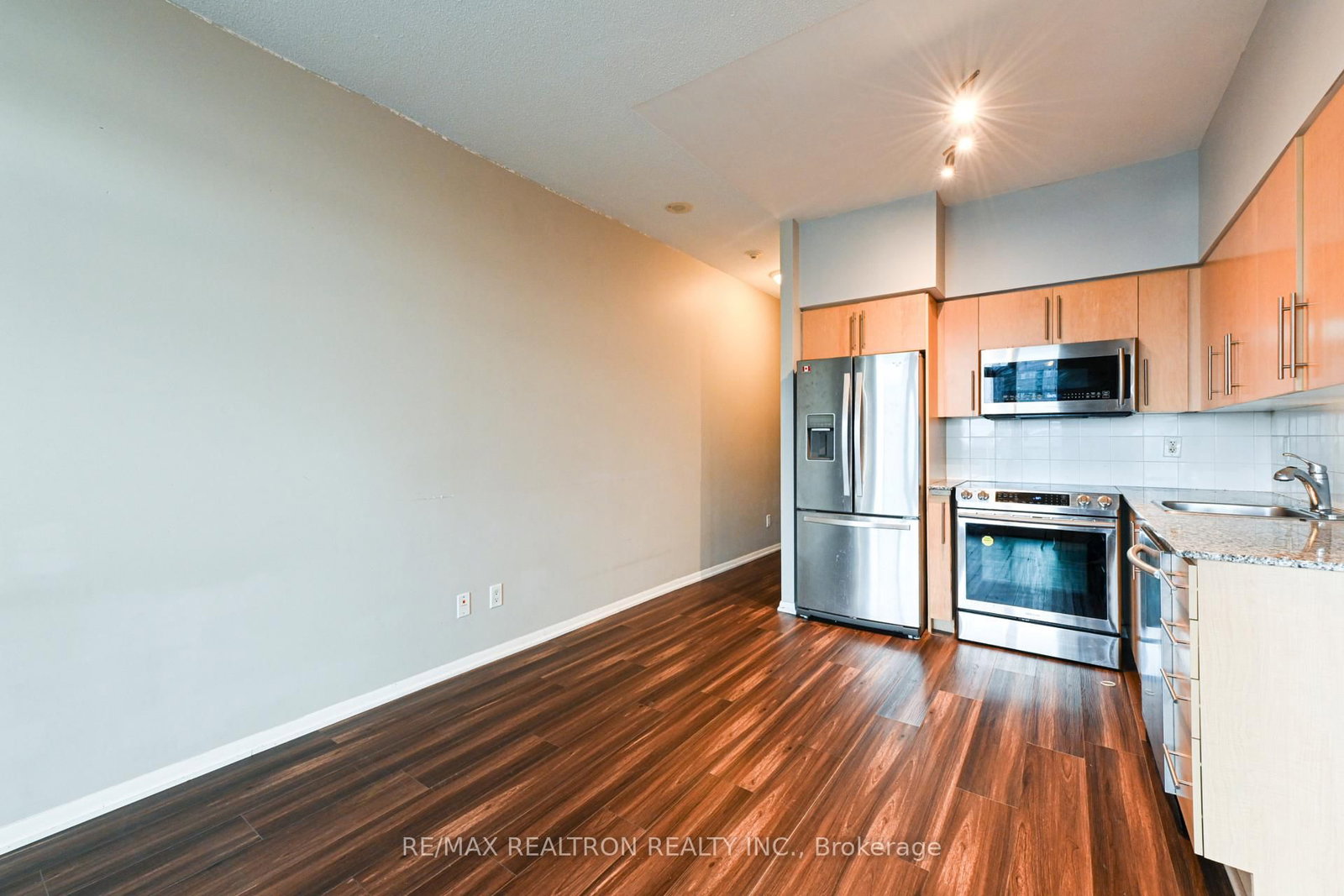 231 Fort York Boulevard, Unit 2505 - Photo 9