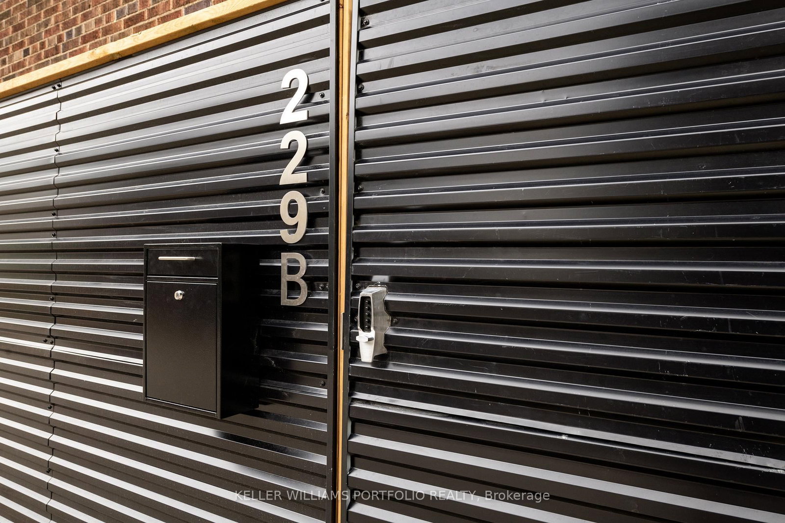 Semi-Detached House for sale at 229 Manor Road, Toronto, Ontario, M4S 1R9 - Mount Pleasant East - MLS: C12988972