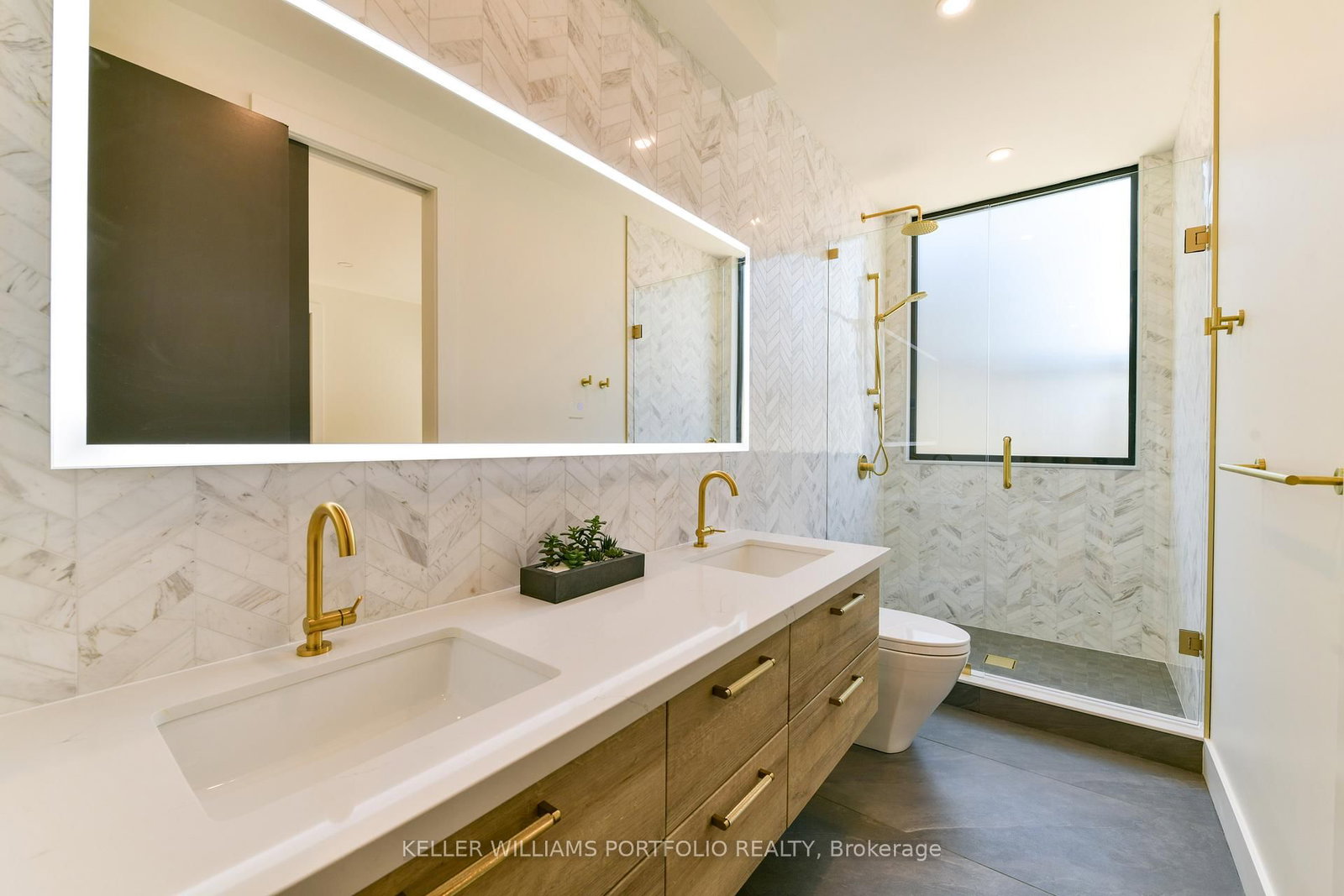 Semi-Detached House for sale at 229 Manor Road, Toronto, Ontario, M4S 1R9 - Mount Pleasant East - MLS: C12988972