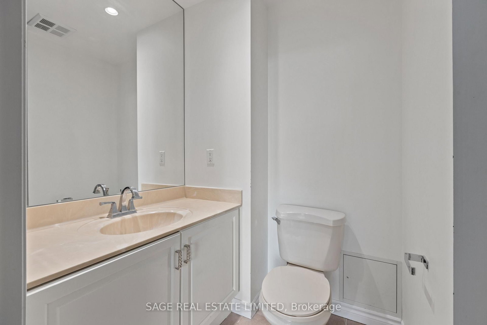 1 Deer Park Crescent, Unit 803 - Photo 16