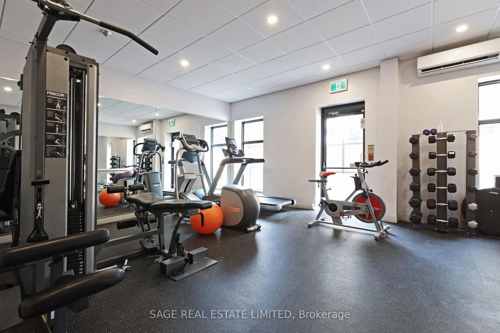 1 Deer Park Crescent, Unit 803 - Photo 21