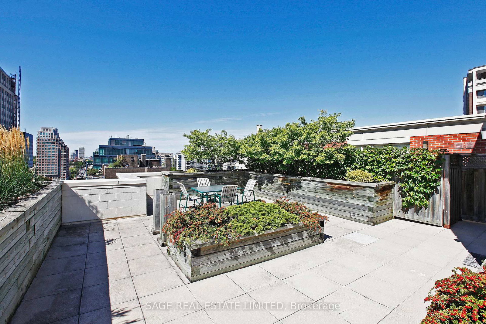 1 Deer Park Crescent, Unit 803 - Photo 28