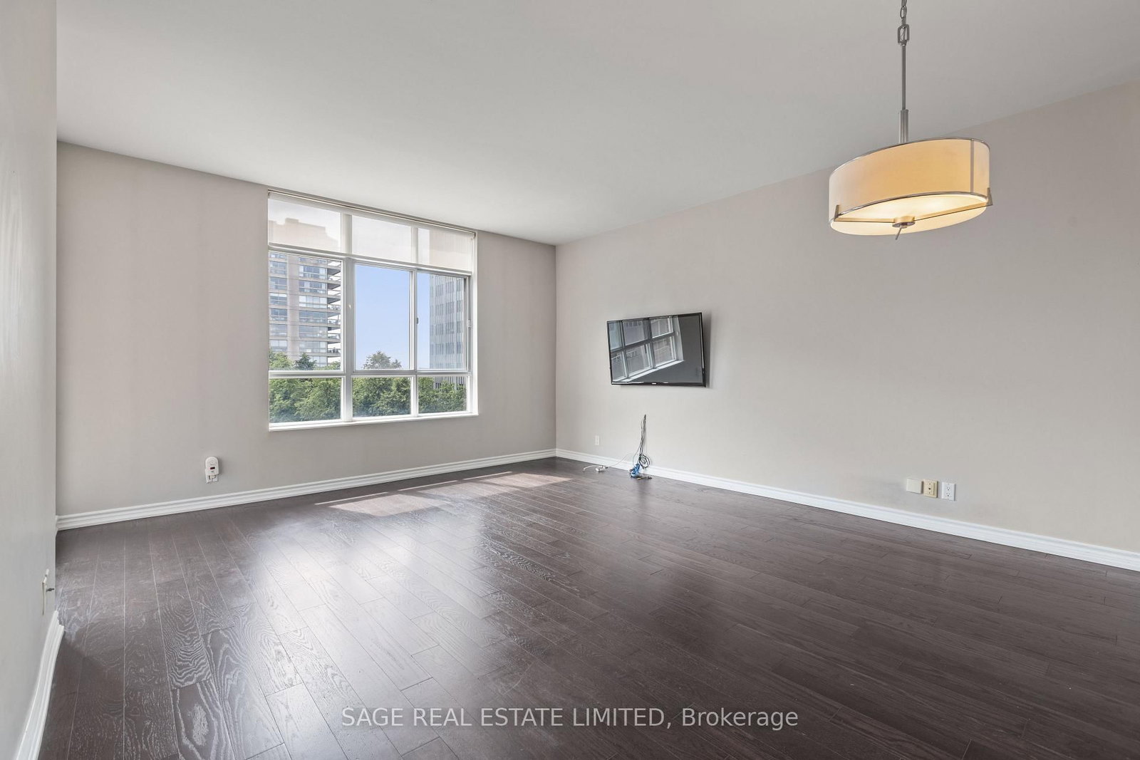 1 Deer Park Crescent, Unit 803 - Photo 35