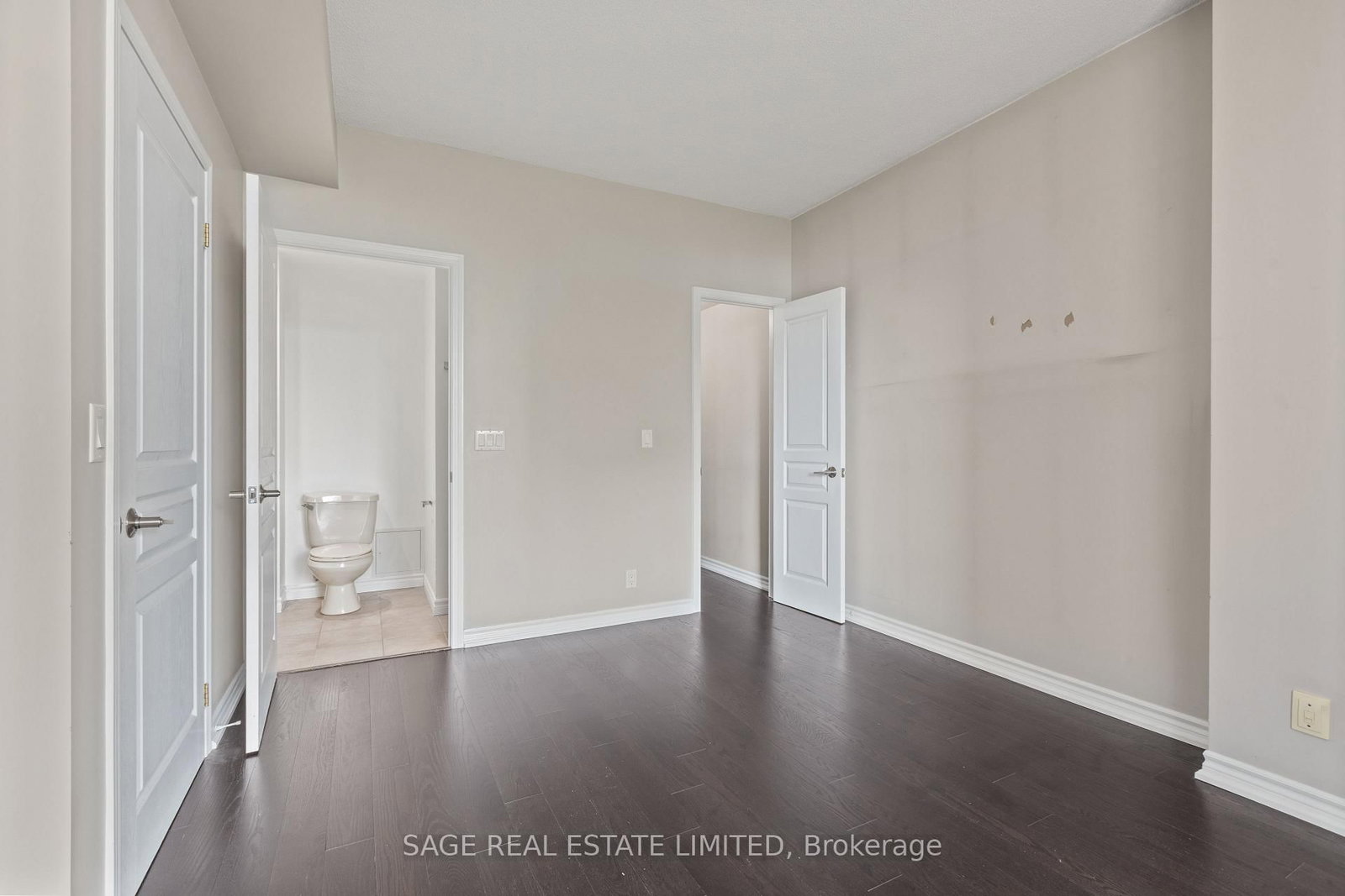 1 Deer Park Crescent, Unit 803 - Photo 43