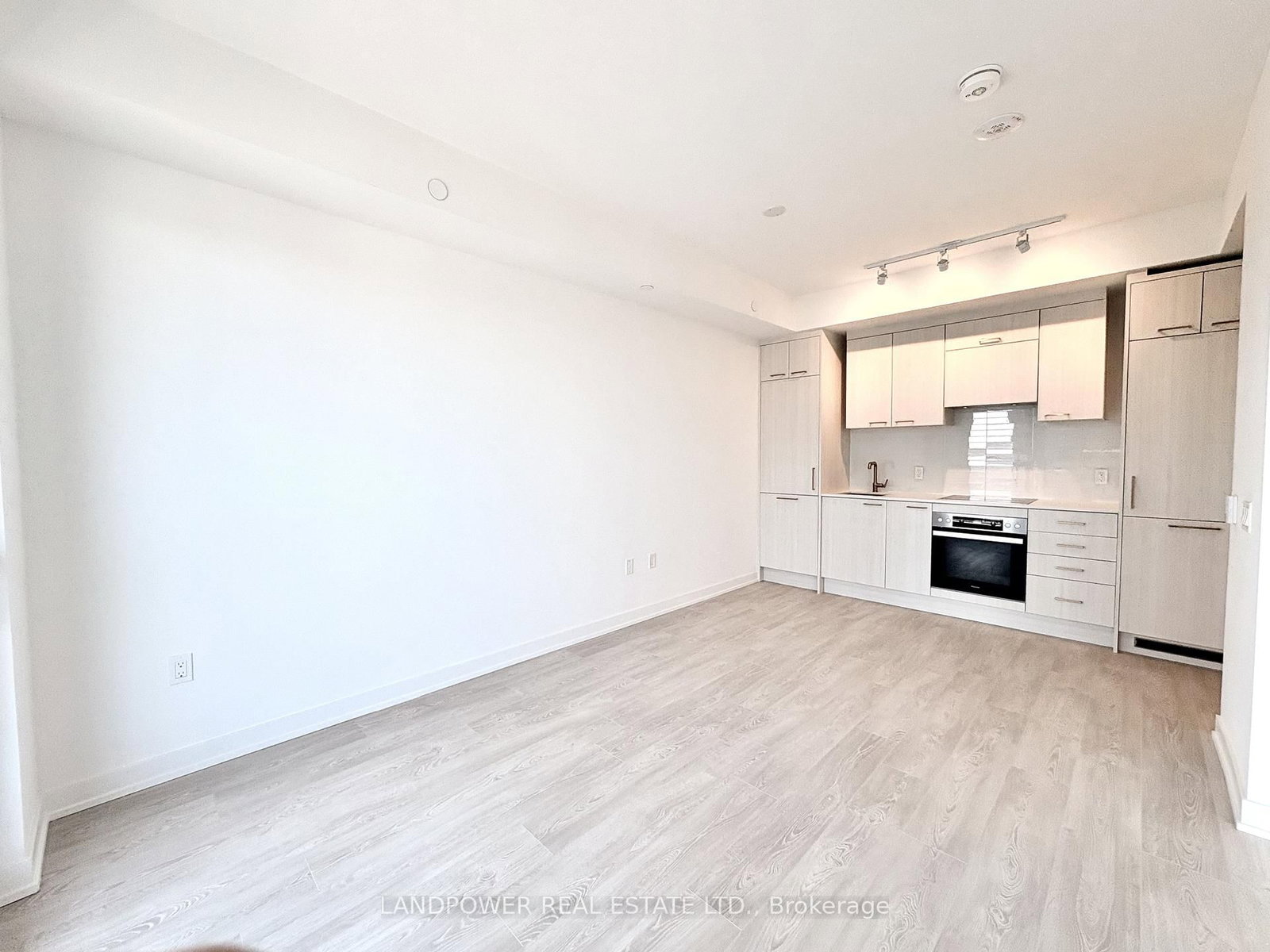 634 Church Street, Unit 3207 - Photo 5