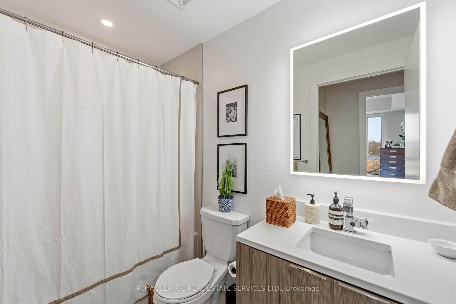 223 St Clair Avenue W, Unit 508 - Photo 17