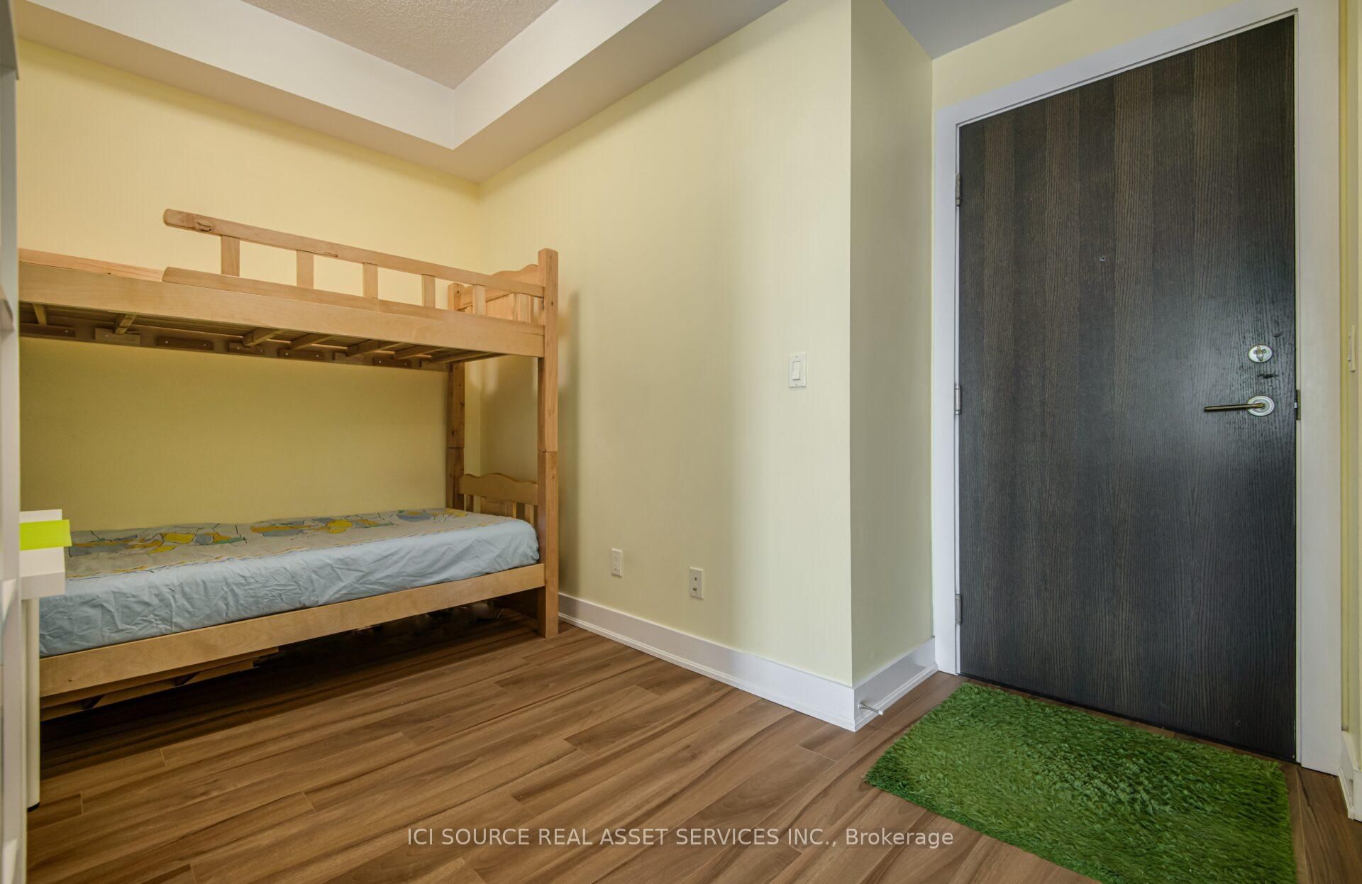 28 Linden Street, Unit 2303