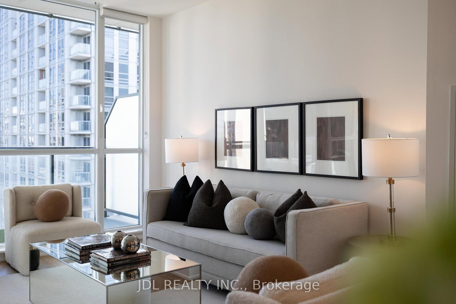 Condo for sale at 2302-770 Bay Street, Toronto, Ontario, M5G 0A6 - Bay Street Corridor - MLS: C12989204