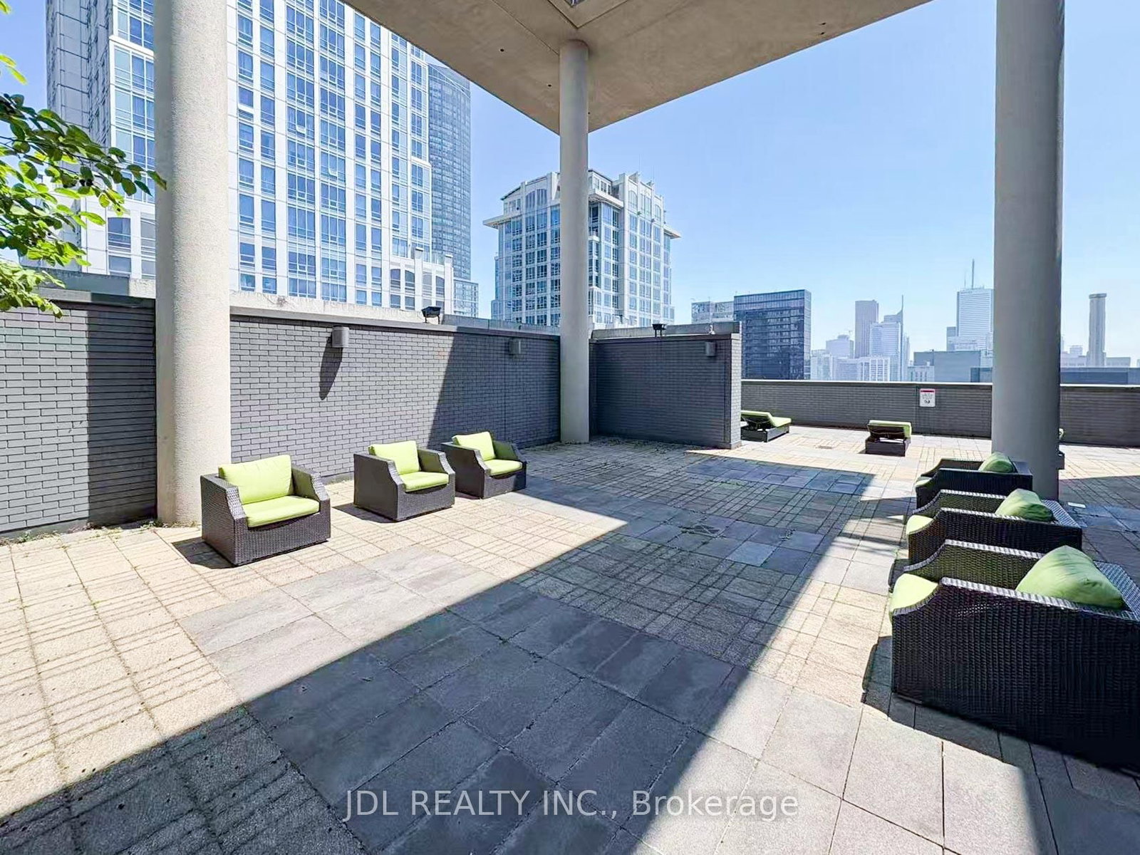 Condo for sale at 2302-770 Bay Street, Toronto, Ontario, M5G 0A6 - Bay Street Corridor - MLS: C12989204