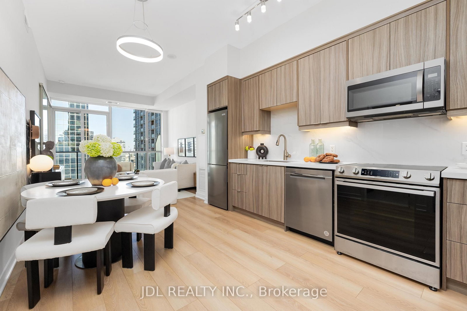 Condo for sale at 2302-770 Bay Street, Toronto, Ontario, M5G 0A6 - Bay Street Corridor - MLS: C12989204