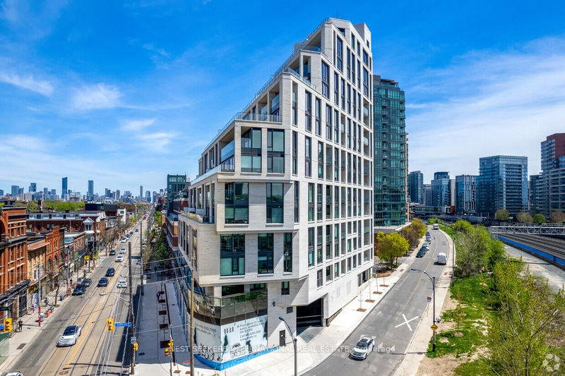 home for lease on 310-200 Sudbury Street