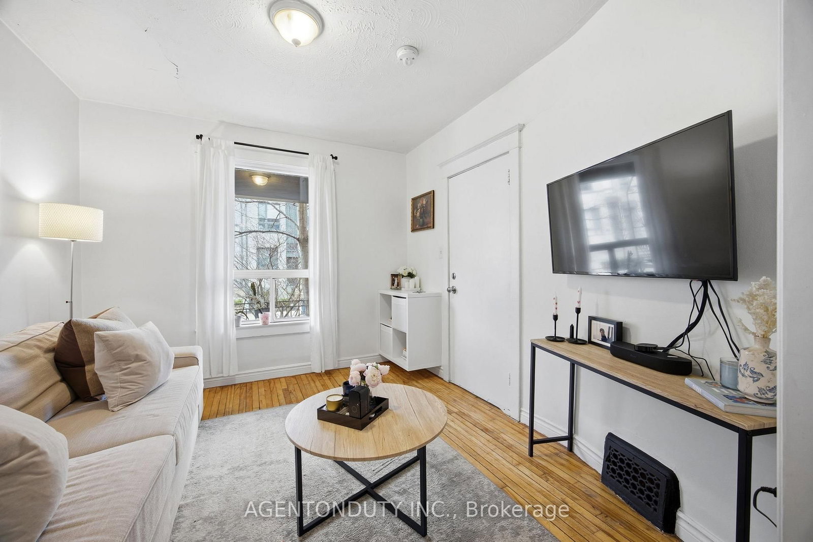 51 Perth Avenue - Photo 7