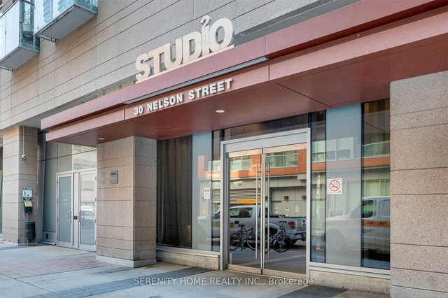 805 - 30 Nelson Street