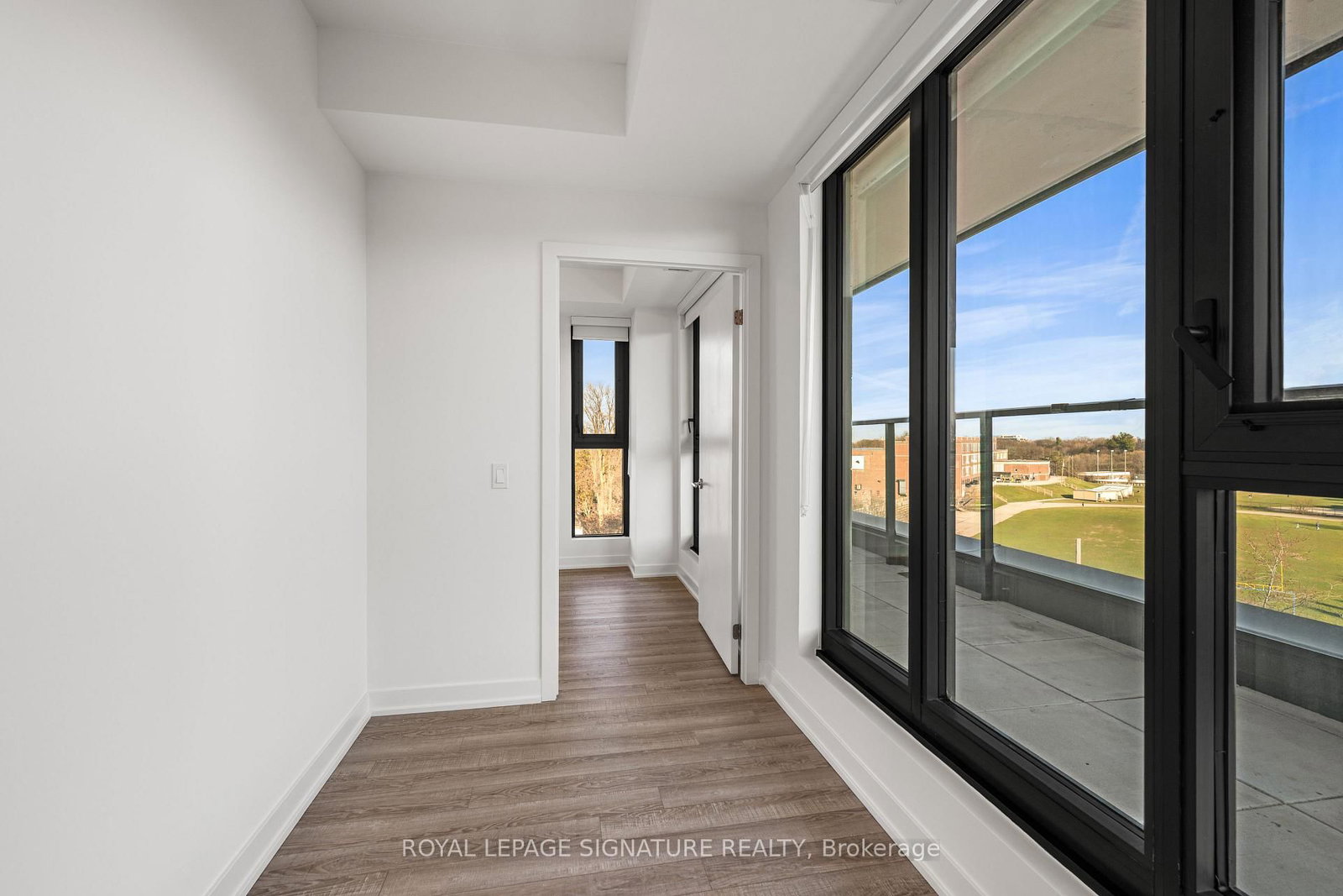 250 Lawrence Avenue W, Unit 609 - Photo 18