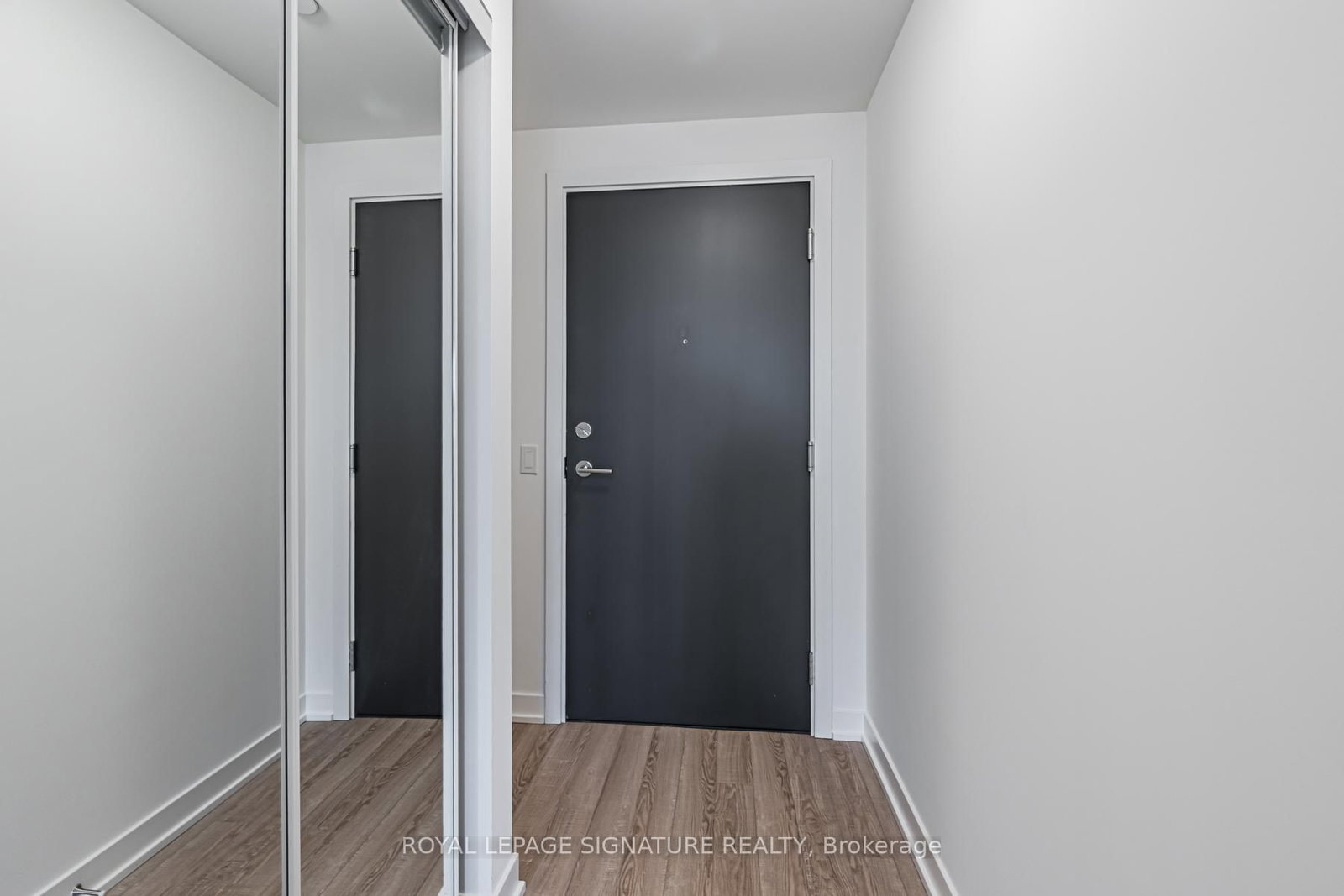 250 Lawrence Avenue W, Unit 609 - Photo 7