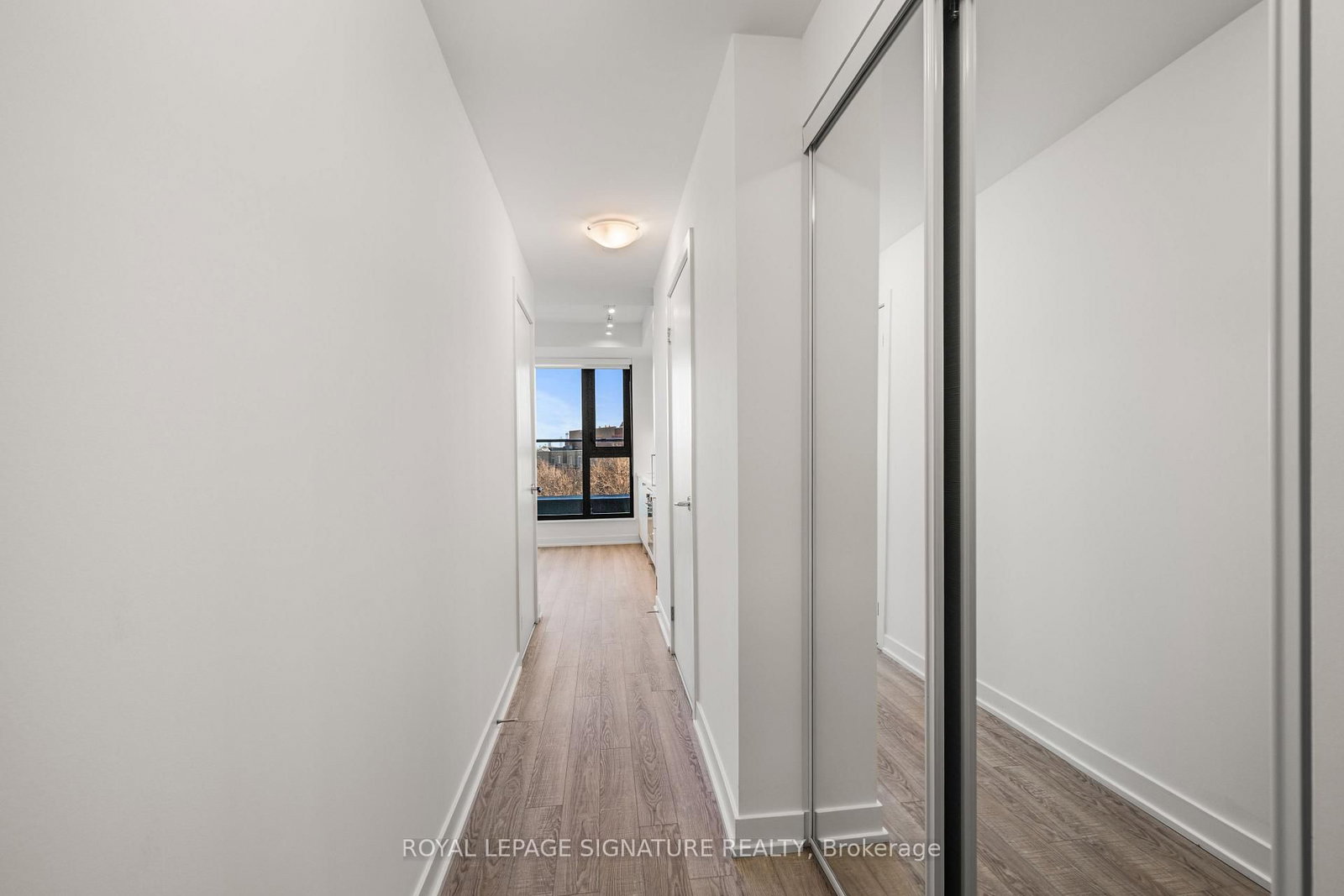 250 Lawrence Avenue W, Unit 609 - Photo 8