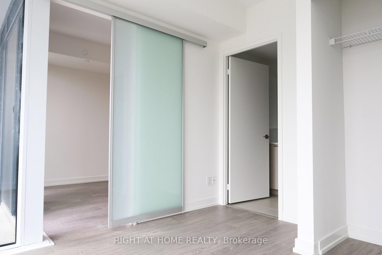 19 Western Battery Road, Unit 821 - Photo 10