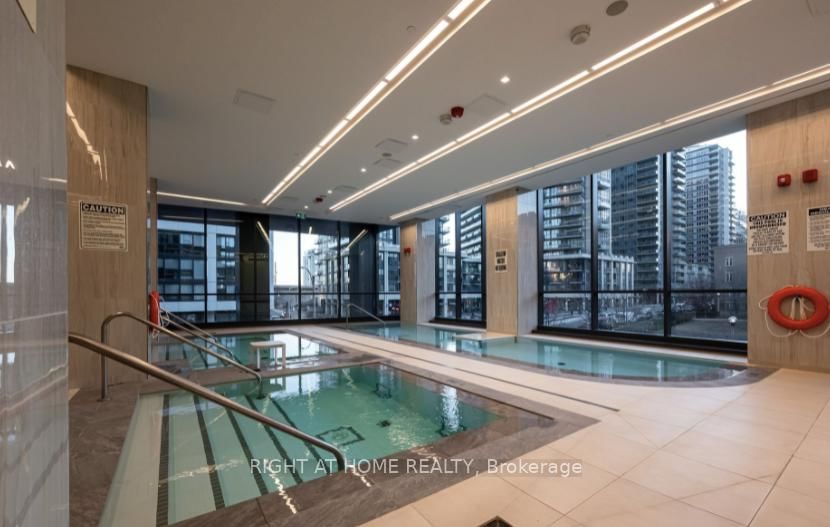 19 Western Battery Road, Unit 821 - Photo 15