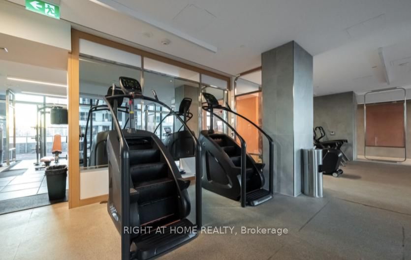 19 Western Battery Road, Unit 821 - Photo 23