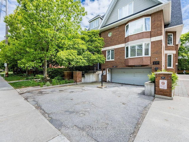 8 - 217 St George Street