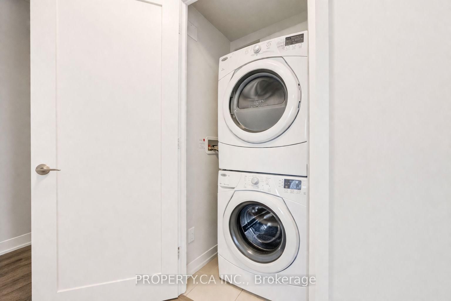 5 Sheppard Avenue E, Unit 3817 - Photo 18