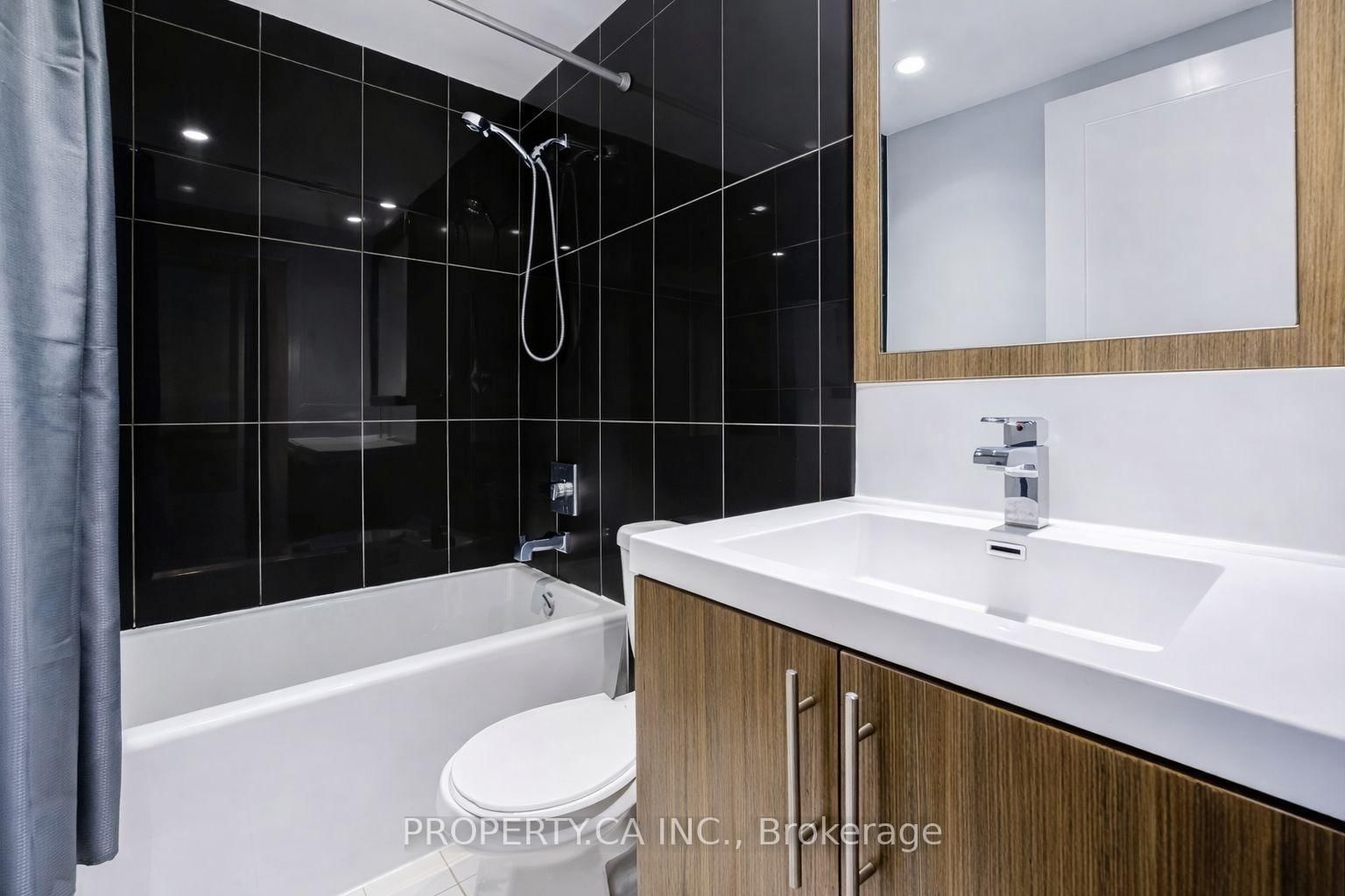5 Sheppard Avenue E, Unit 3817 - Photo 6