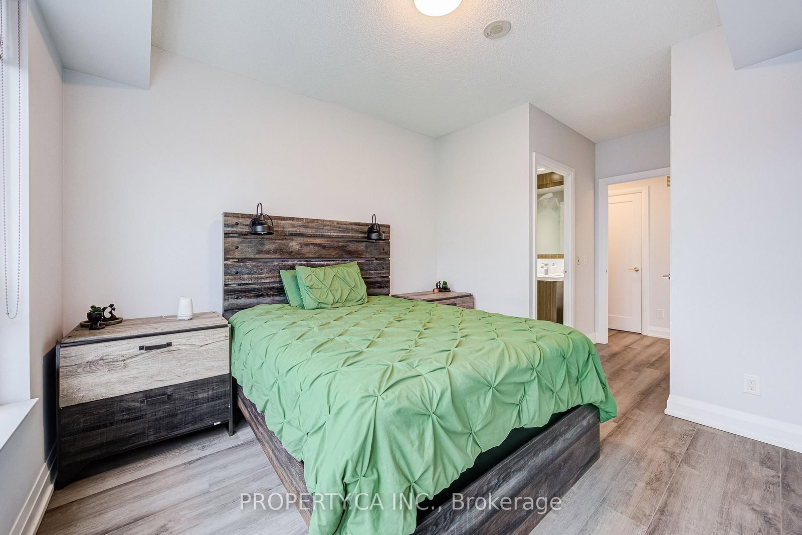 5 Sheppard Avenue E, Unit 3817 - Photo 8