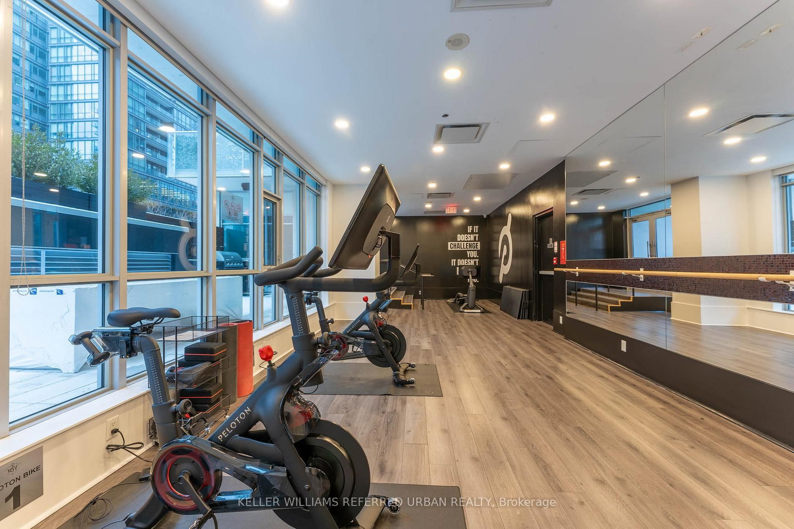 375 King Street W, Unit 2903 - Photo 29