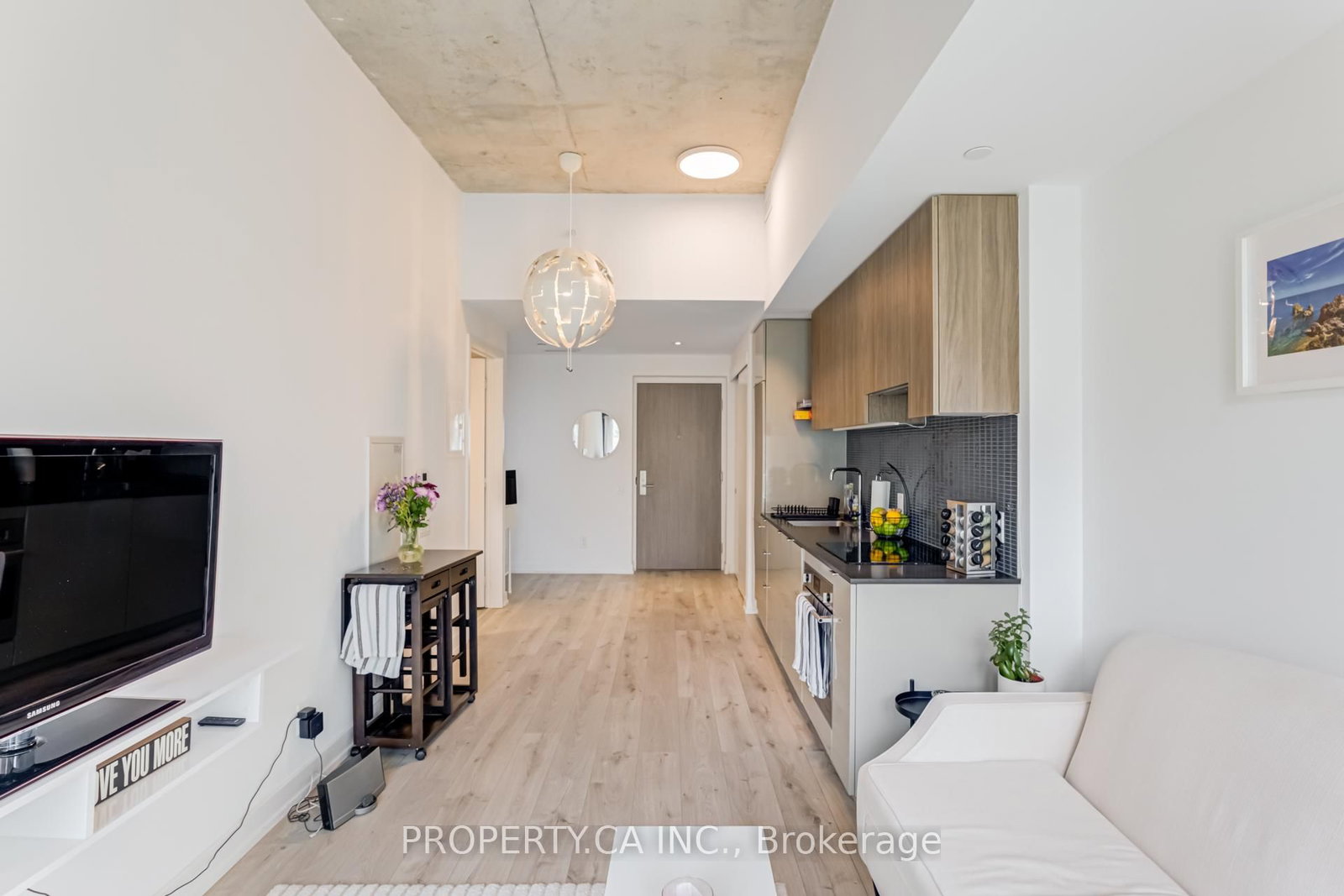 161 Roehampton Avenue, Unit 717 - Photo 10