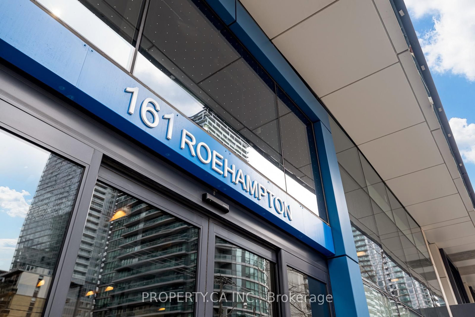 161 Roehampton Avenue, Unit 717 - Photo 2