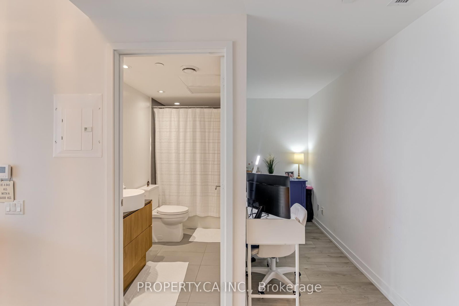 161 Roehampton Avenue, Unit 717 - Photo 22