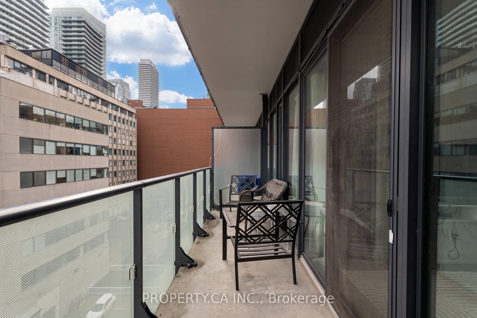 161 Roehampton Avenue, Unit 717 - Photo 28