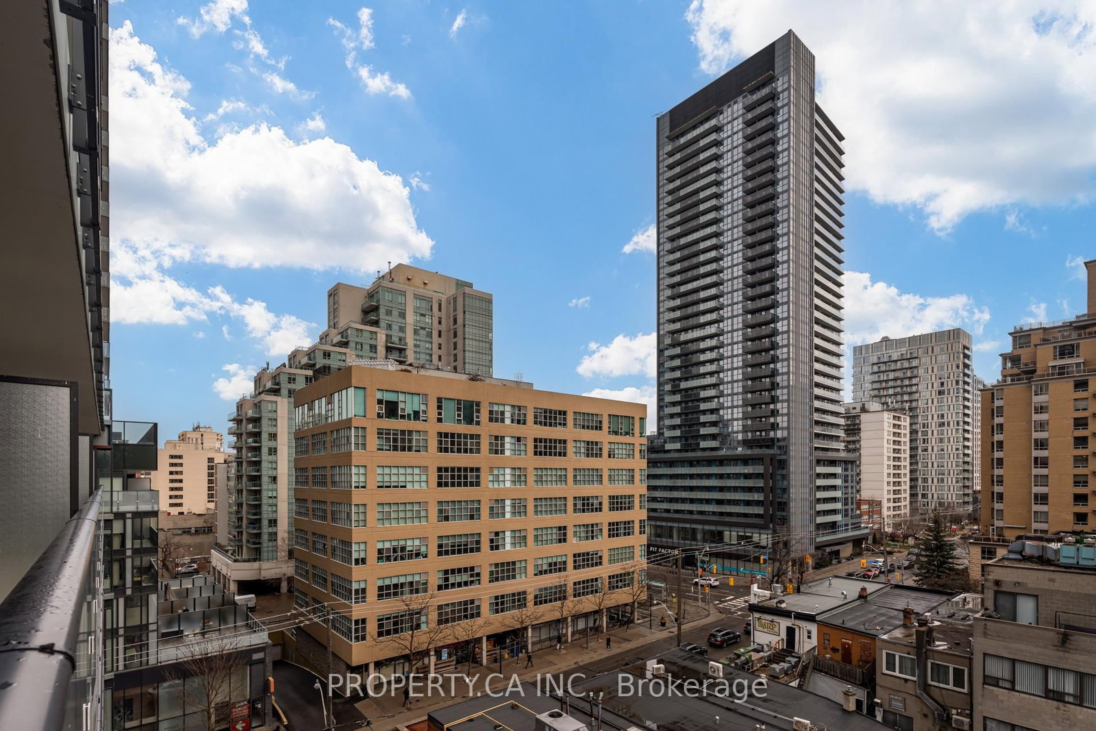 161 Roehampton Avenue, Unit 717 - Photo 30