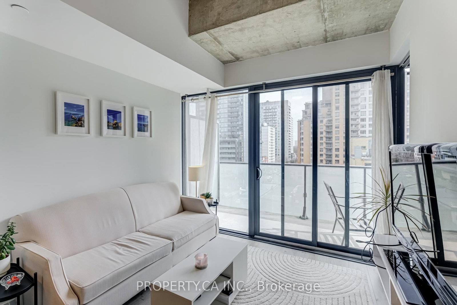 161 Roehampton Avenue, Unit 717 - Photo 7