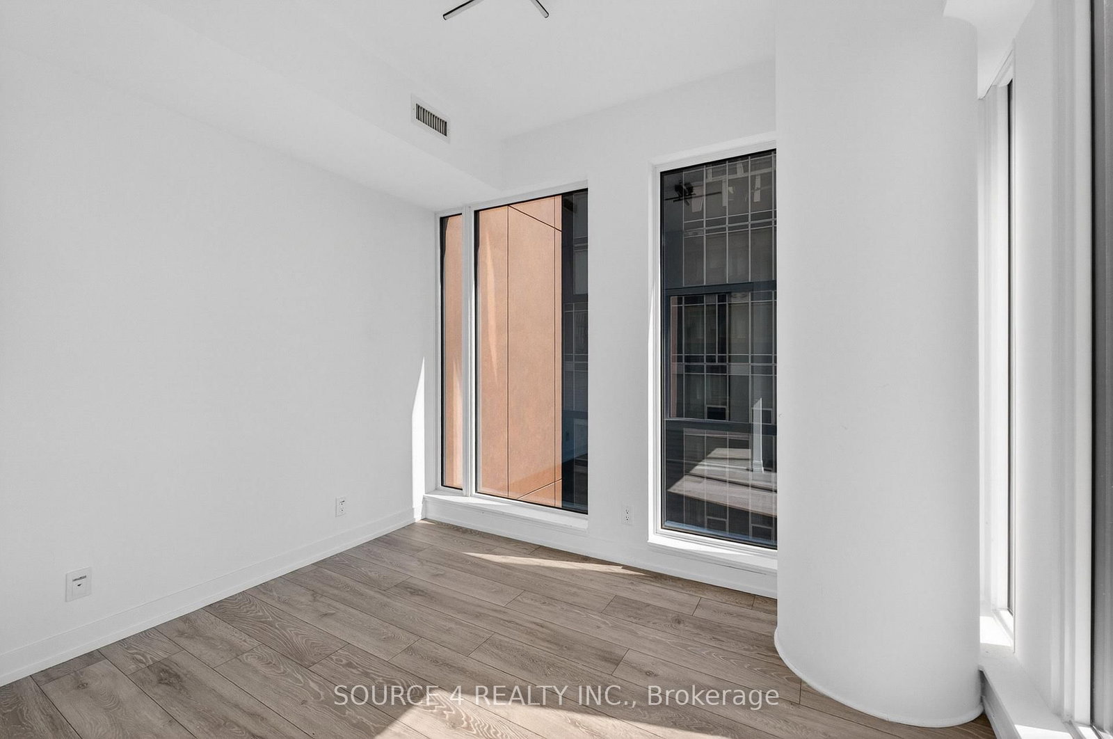 Condo for sale at 4911-55 Mercer Street, Toronto, Ontario, M5V 0W4 - Waterfront Communities C1 - MLS: C12989662