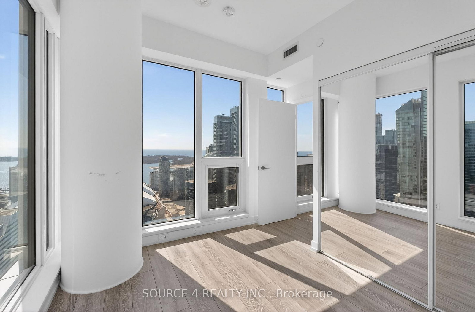 Condo for sale at 4911-55 Mercer Street, Toronto, Ontario, M5V 0W4 - Waterfront Communities C1 - MLS: C12989662