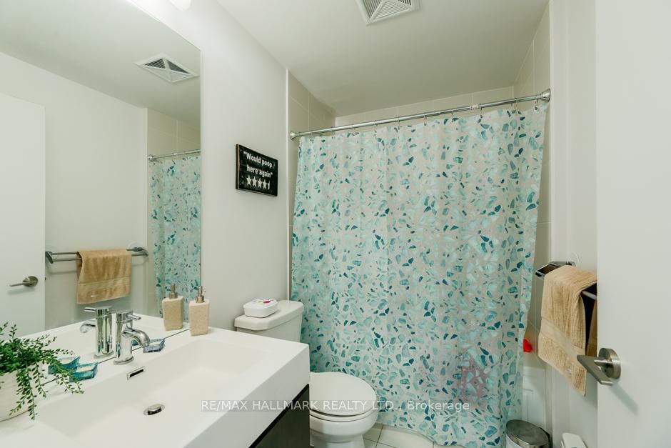 35 Brian Peck Crescent, Unit 423 - Photo 13