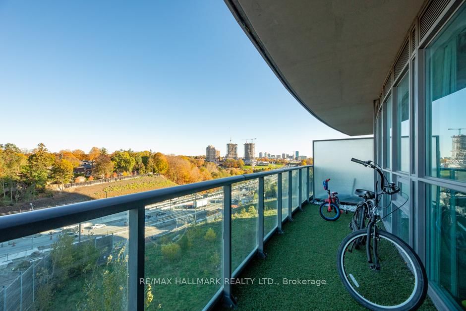 35 Brian Peck Crescent, Unit 423 - Photo 14