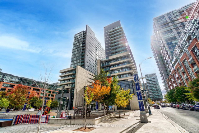 728 W - 36 Lisgar Street