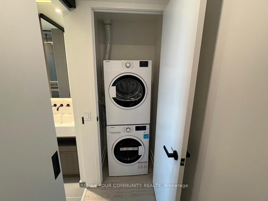 55 Charles Street E, Unit 2302 - Photo 14