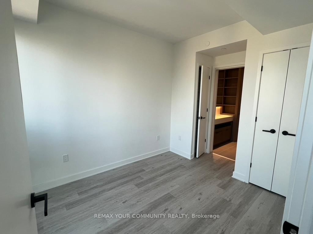 55 Charles Street E, Unit 2302 - Photo 8