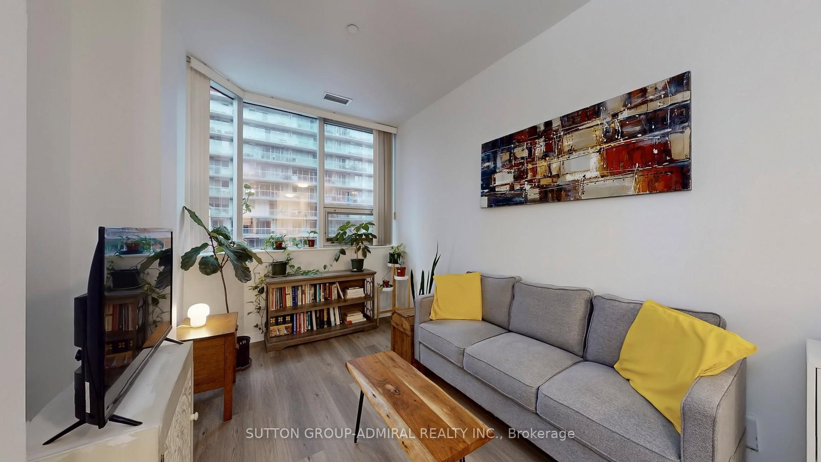 Condo for sale at 703-393 King Street, Toronto, Ontario, M5V 3G8 - Waterfront Communities C1 - MLS: C12990114