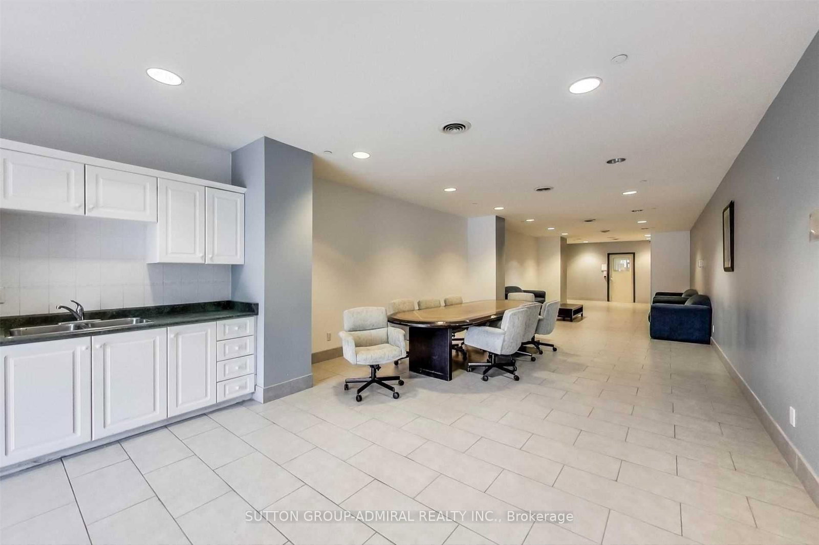 Condo for sale at 703-393 King Street, Toronto, Ontario, M5V 3G8 - Waterfront Communities C1 - MLS: C12990114