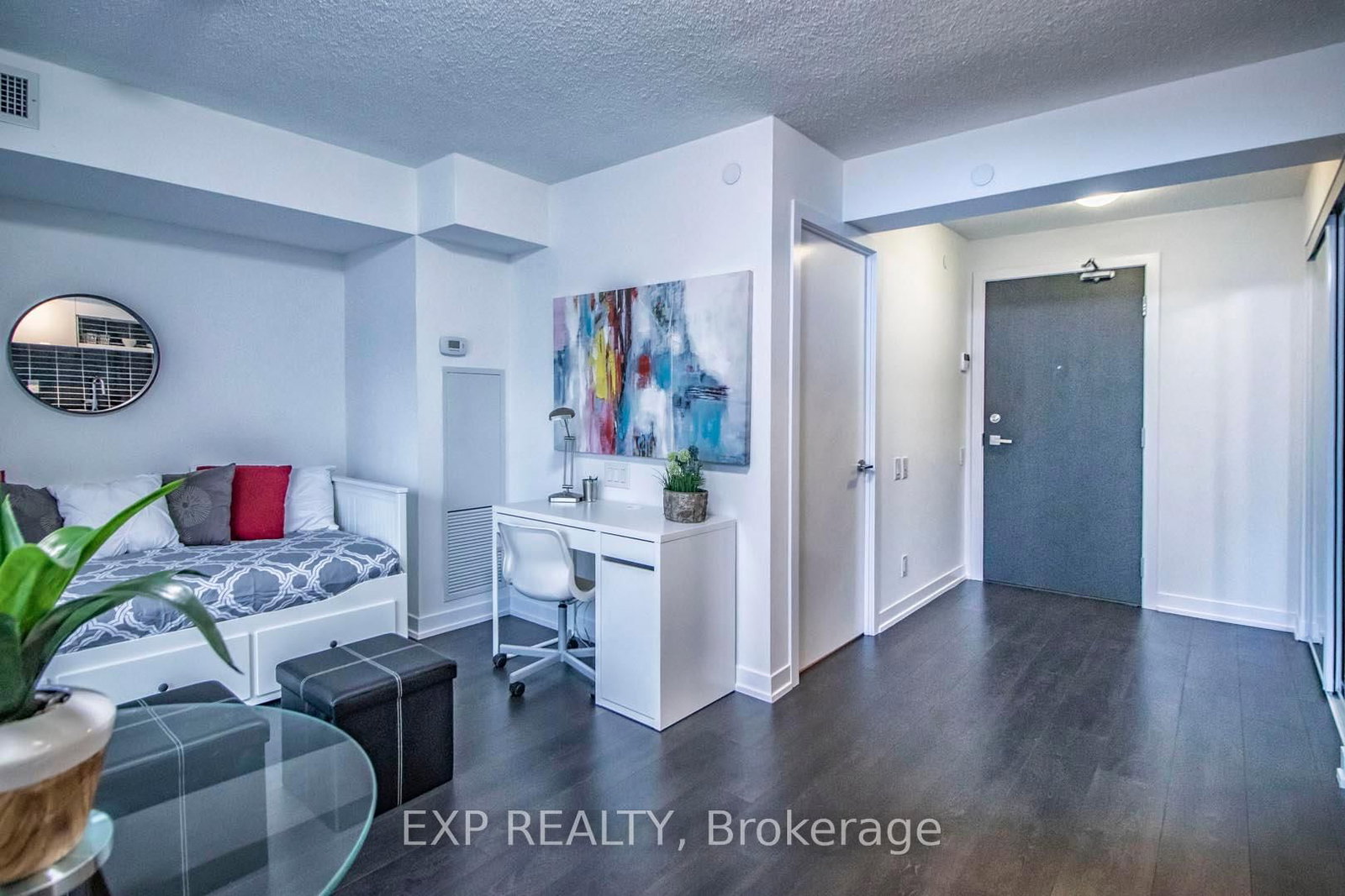 365 Church Street, Unit 904 - Photo 14