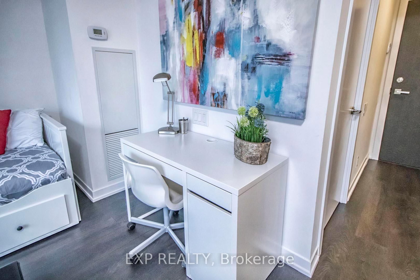 365 Church Street, Unit 904 - Photo 15