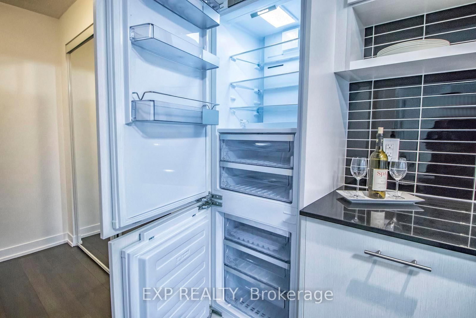 365 Church Street, Unit 904 - Photo 9