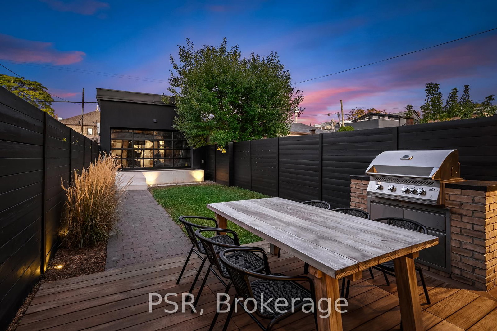 Detached House for sale at 53 Palmerston Avenue, Toronto, Ontario, M6J 2J2 - Trinity-Bellwoods - MLS: C12990402