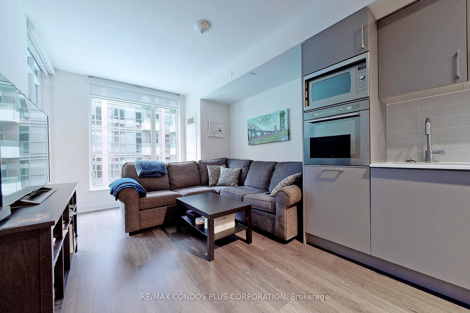 576 Front Street W, Unit 425 - Photo 12