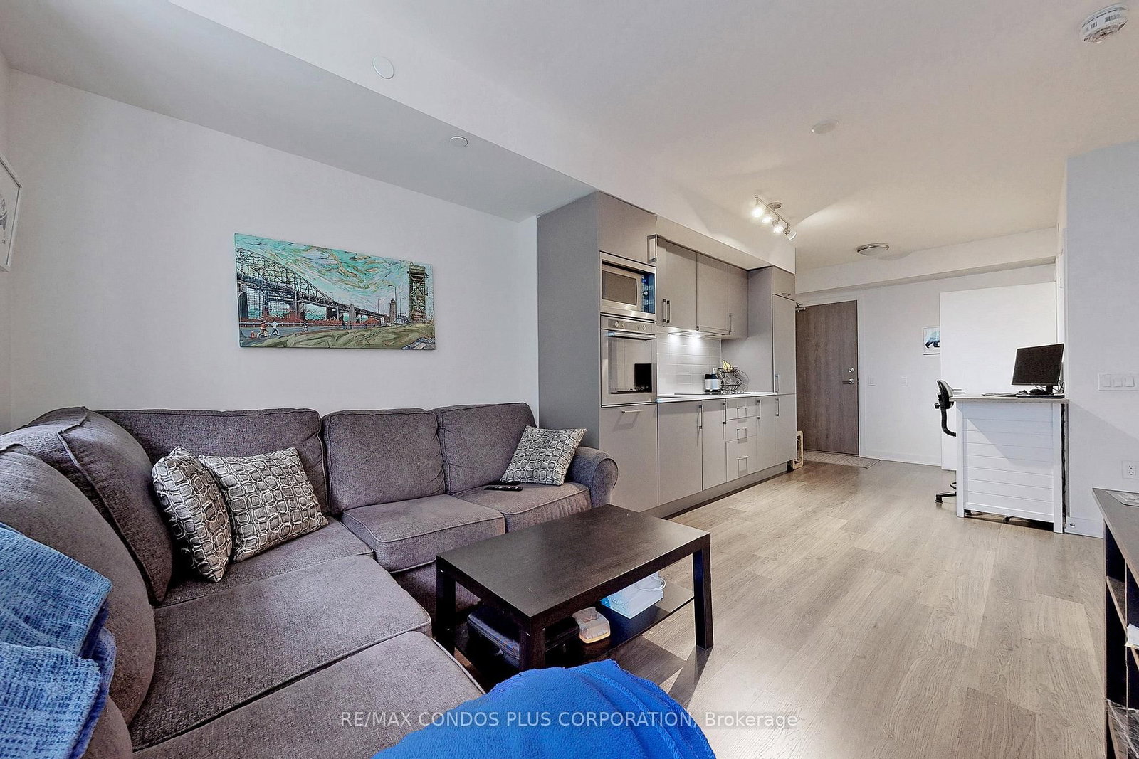 576 Front Street W, Unit 425 - Photo 14